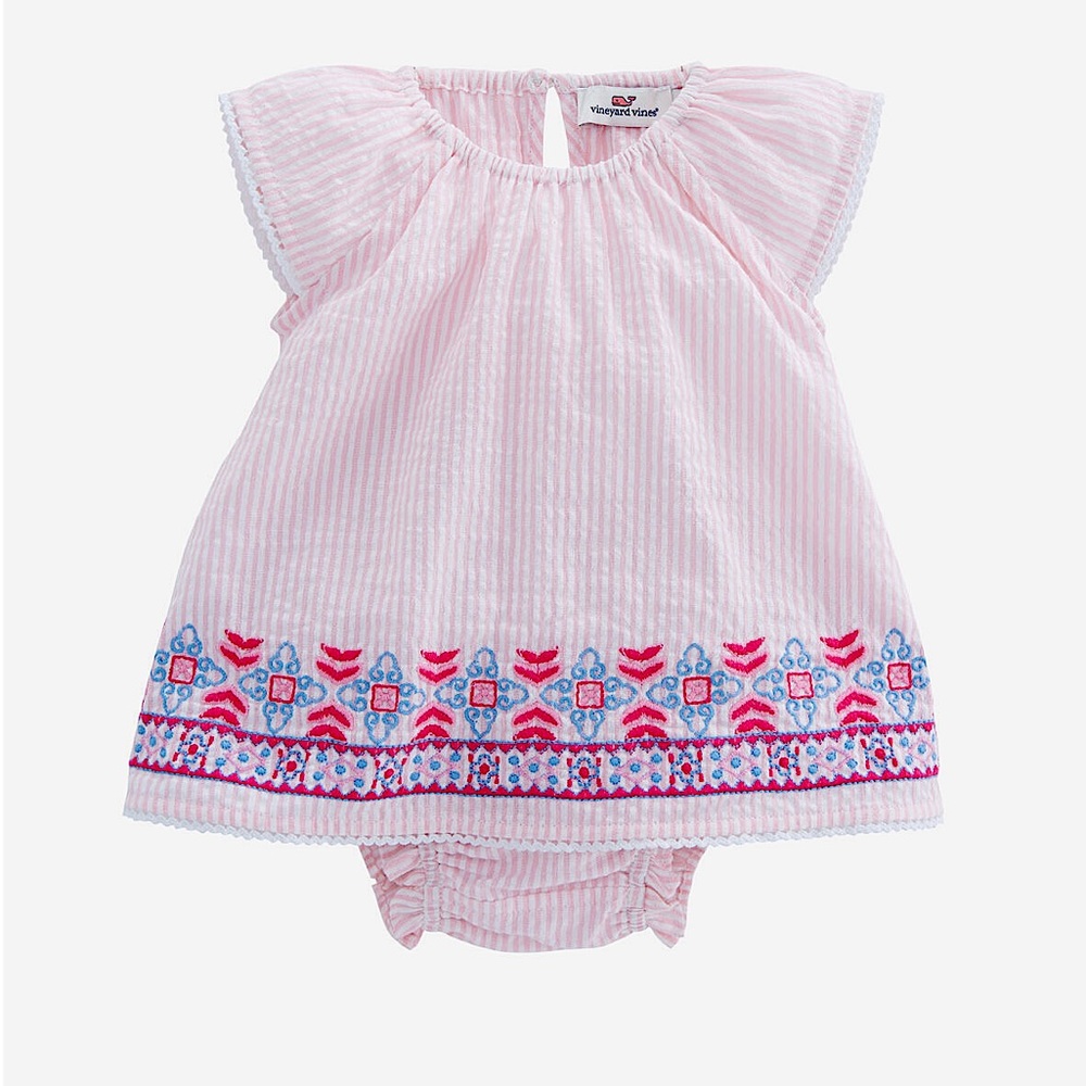 Vineyard Vines Embroidered Seersucker Two-Piece 0-3M